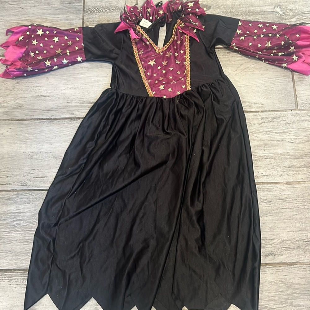 Girls Purple Sparkle Witch Costume Size Medium (8)